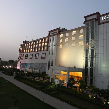 Country Inn & Suites By Radisson, Meerut Eksteriør billede