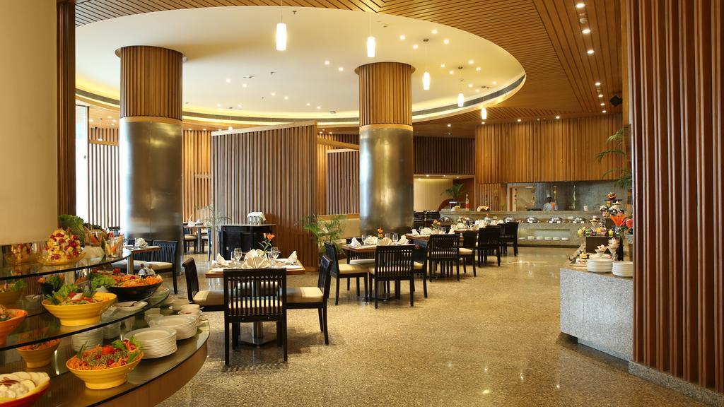 Country Inn & Suites By Radisson, Meerut Eksteriør billede