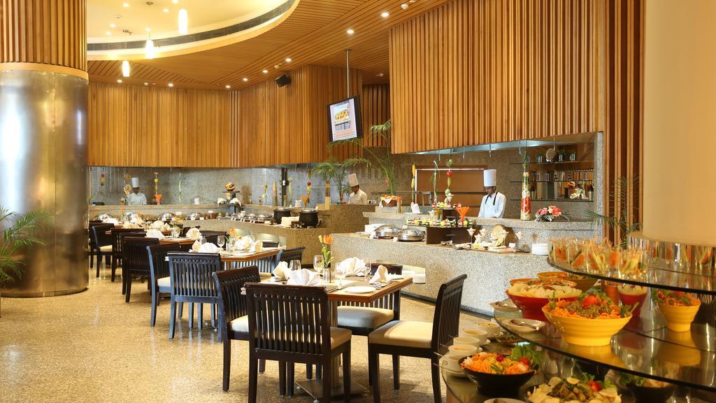 Country Inn & Suites By Radisson, Meerut Eksteriør billede