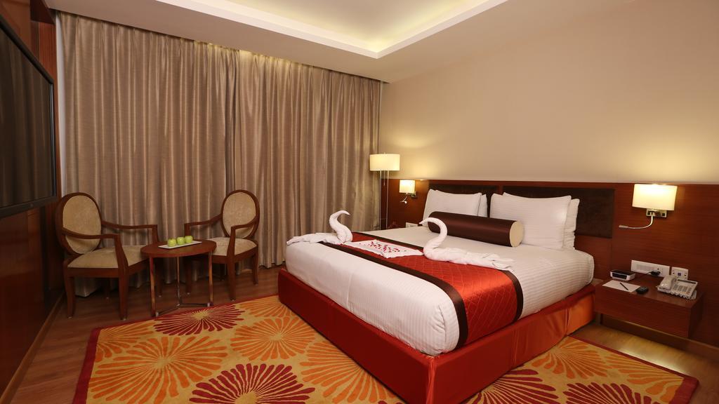 Country Inn & Suites By Radisson, Meerut Eksteriør billede