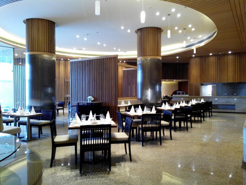Country Inn & Suites By Radisson, Meerut Eksteriør billede
